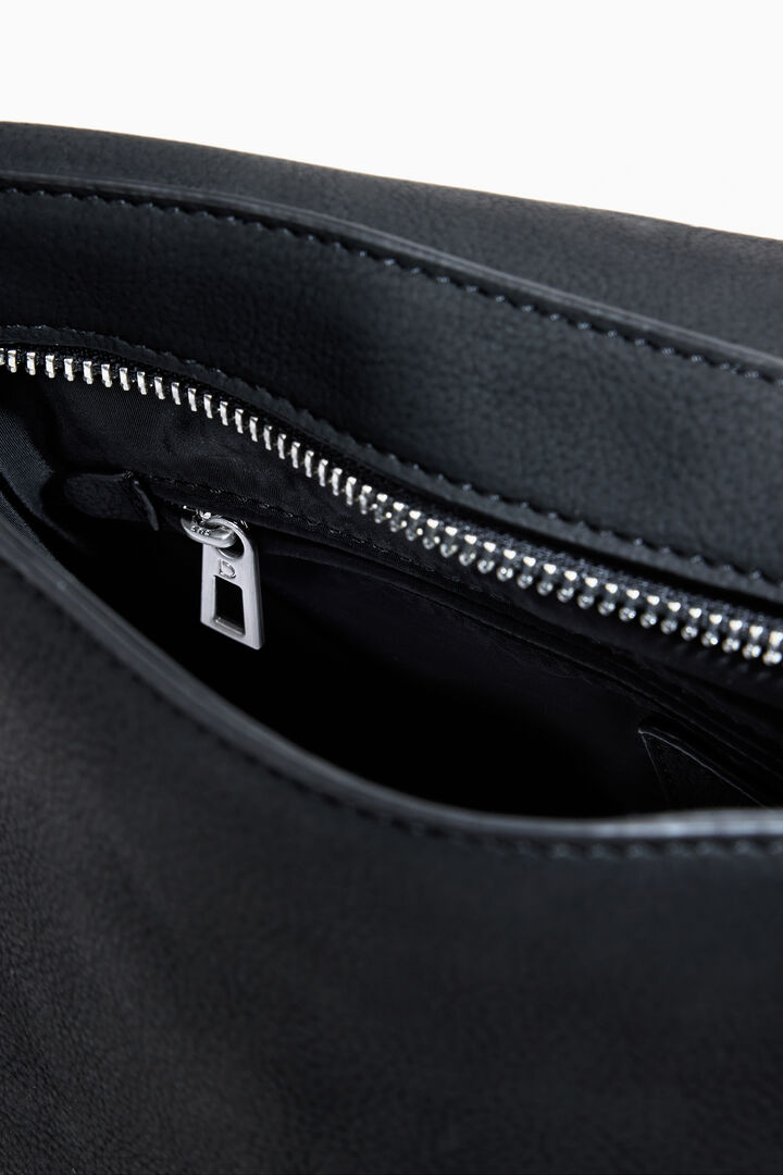 Petit sac bandoulière effet cuir à clous | Desigual