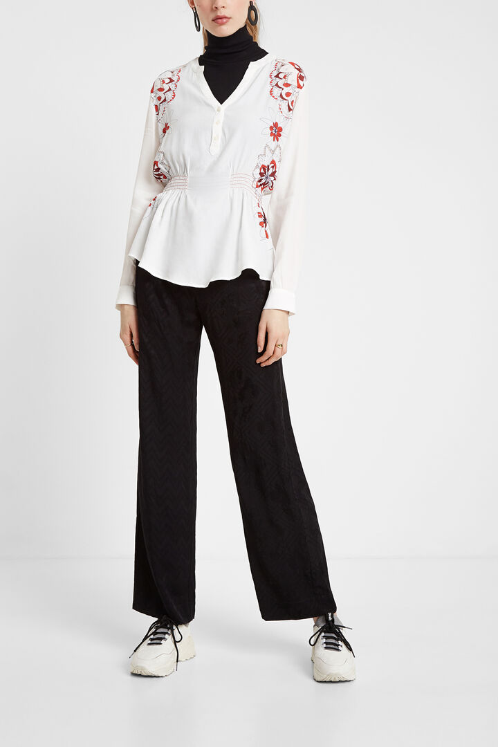 Fitted V-neck blouse | Desigual