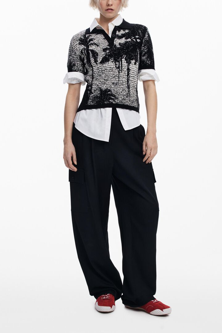 Mr. Christian LacroixによってデザインされたTシャツ