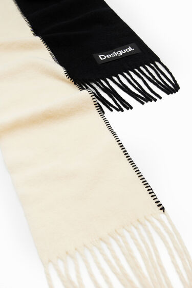 Asymmetric two-tone scarf | Desigual