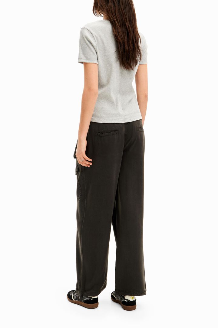 Camiseta patch costuras | Desigual