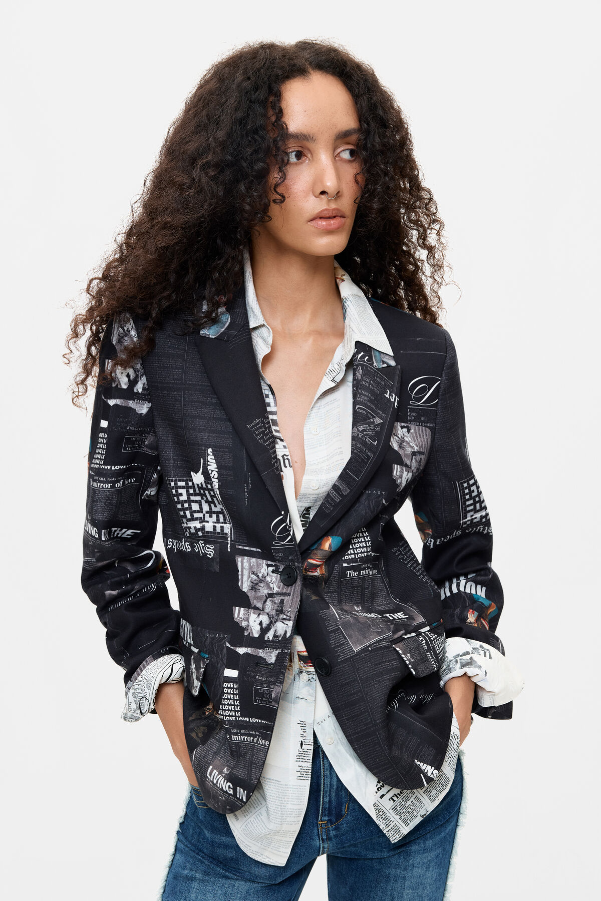 パッチワーク柄のテーラードジャケット 黒 女性用 I Desigual.com