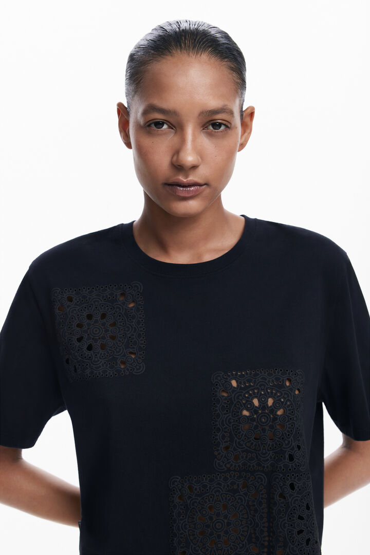Plain T-shirt details | Desigual
