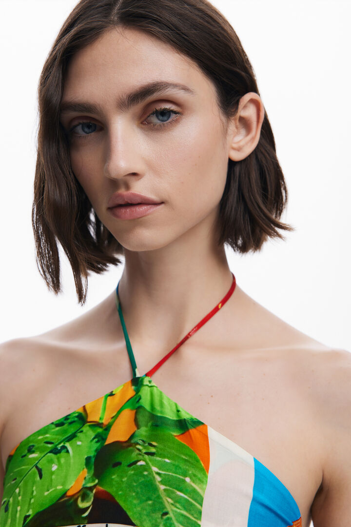 Top nudo postales Tyler McGillivary | Desigual
