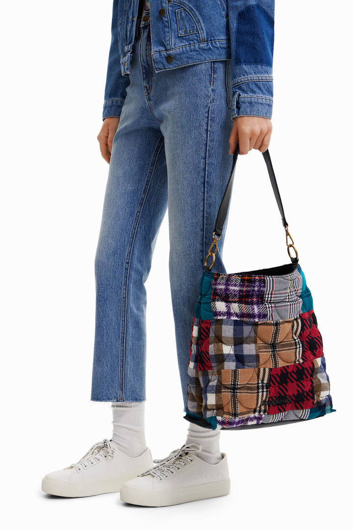 Large tartan bucket bag | Desigual