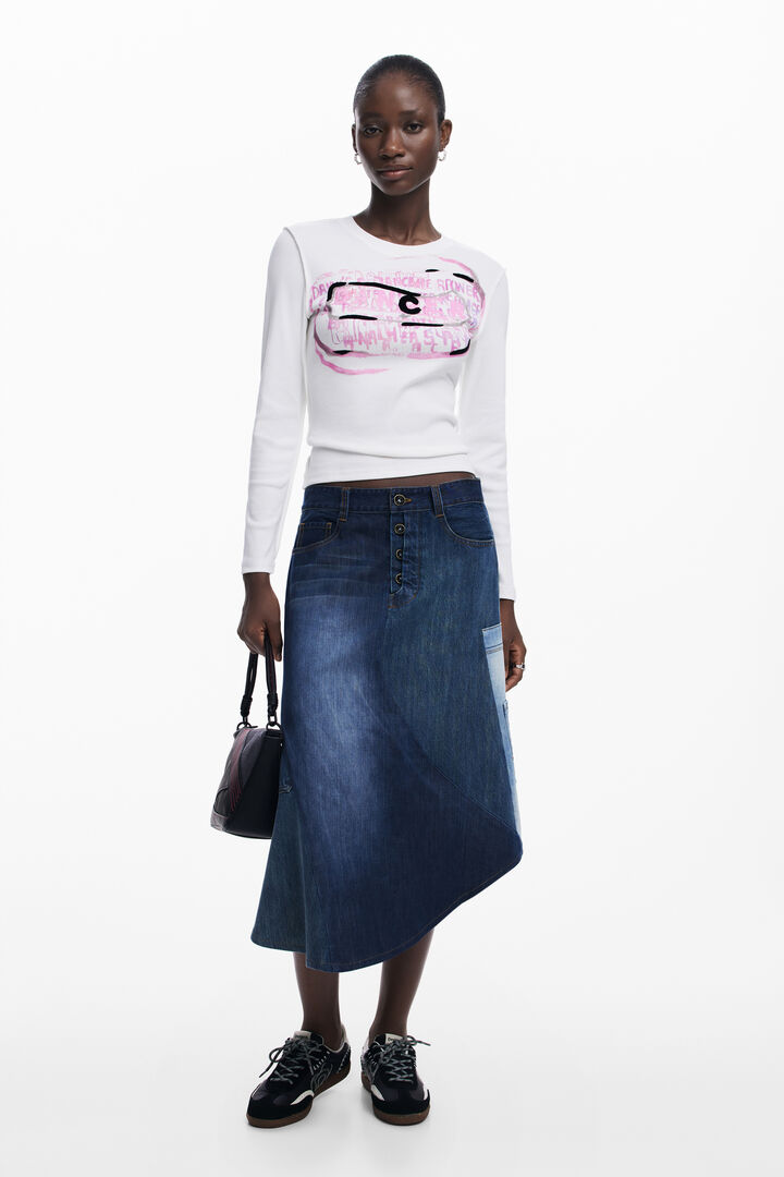 T-shirt à manches longues avec lettres roses | Desigual