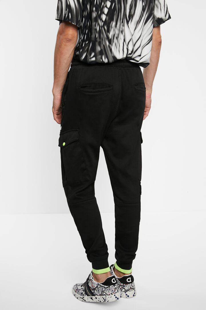 Pantalón jogger slim cargo | Desigual