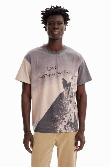 山モチーフ オーバーサイズ Tシャツ | Desigual