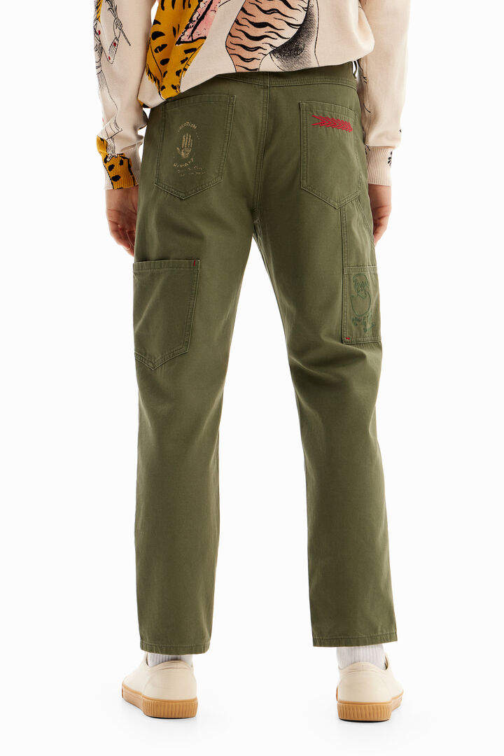Straight long pants with embroidery. | Desigual