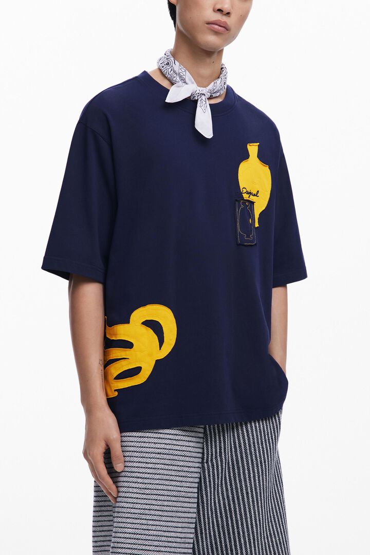 Vase T-shirt