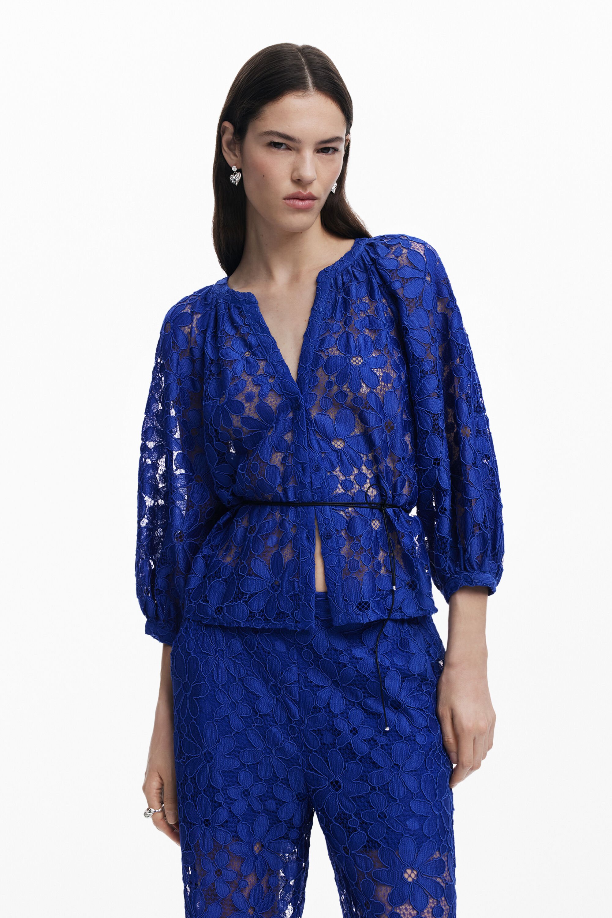 Cut-out blouse
