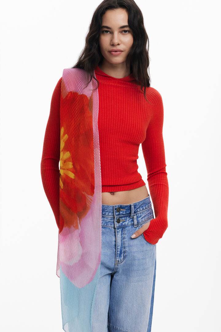 Pañuelo diseñado por Mr. Christian Lacroix | Desigual