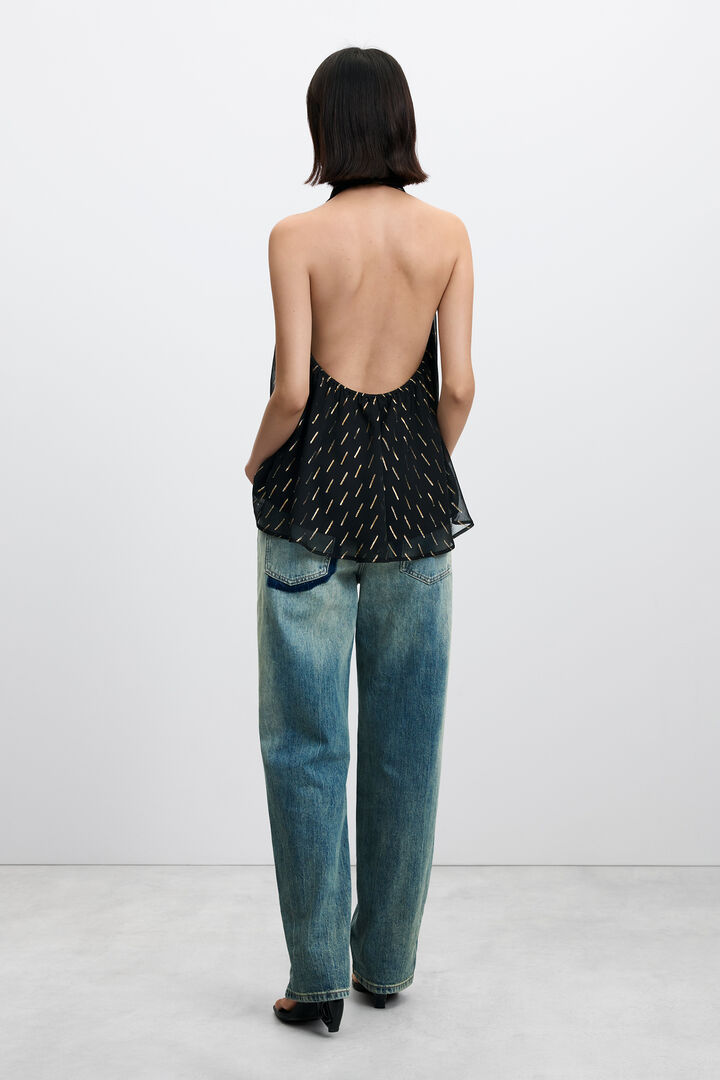 blusa halter detalles metalizados