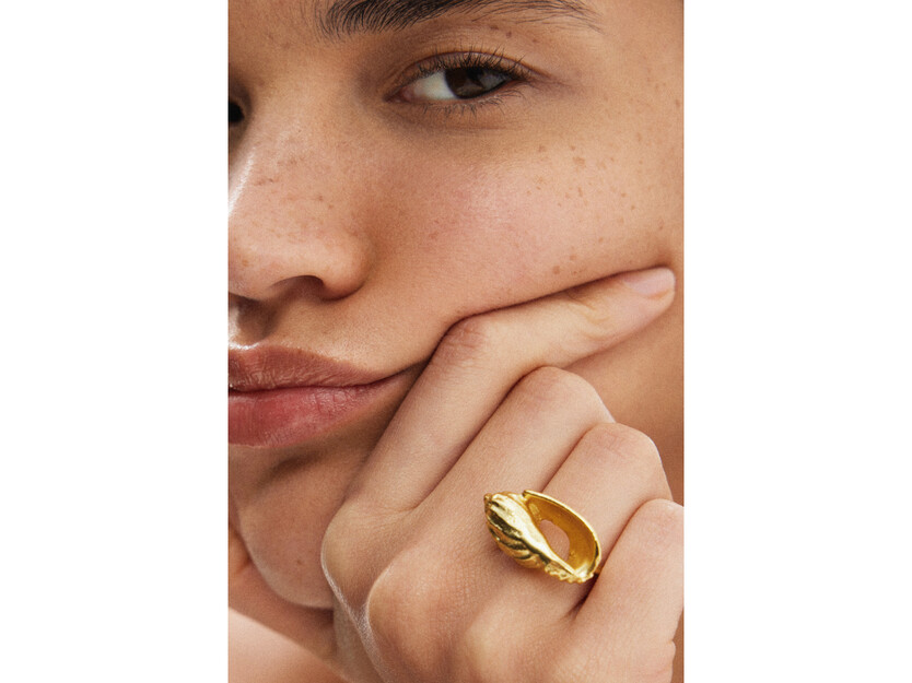 Vergulde ring schelp Zalio