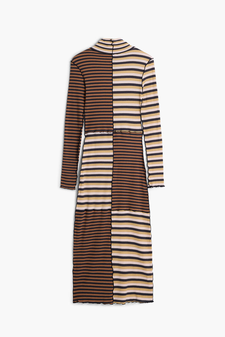 Gebreide jurk met hoge hals