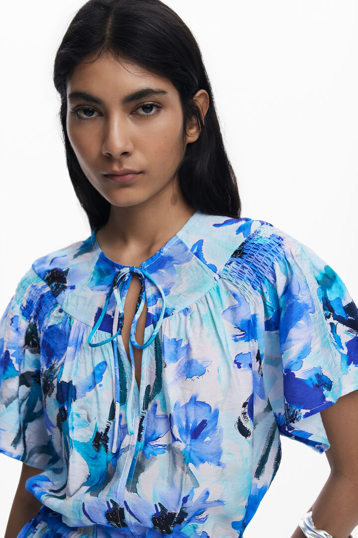 Short fluid dress with bow | Desigual