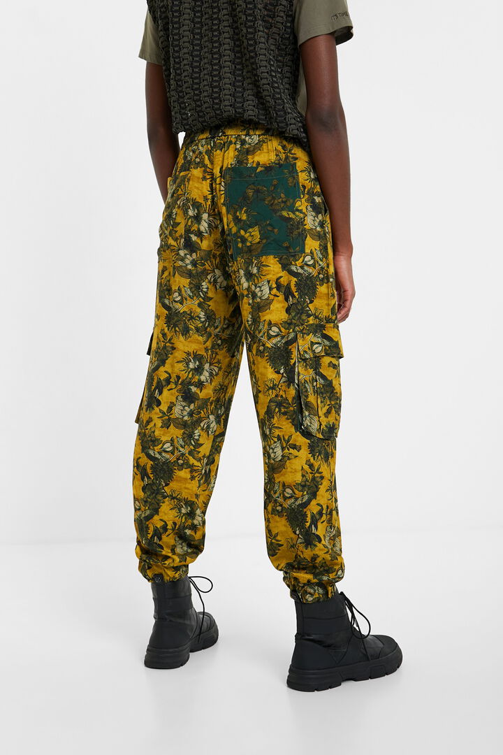 Floral cargo trousers | Desigual