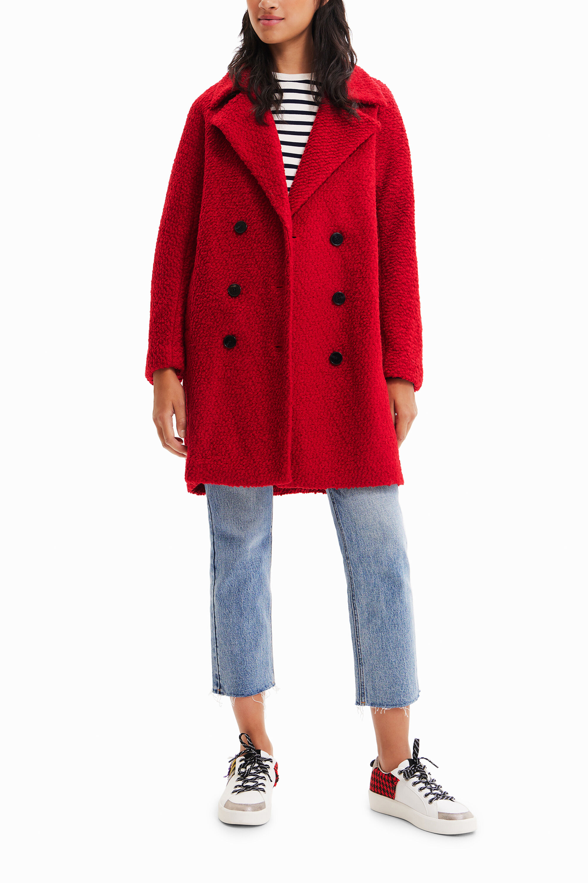 abrigo desigual mujer rojo