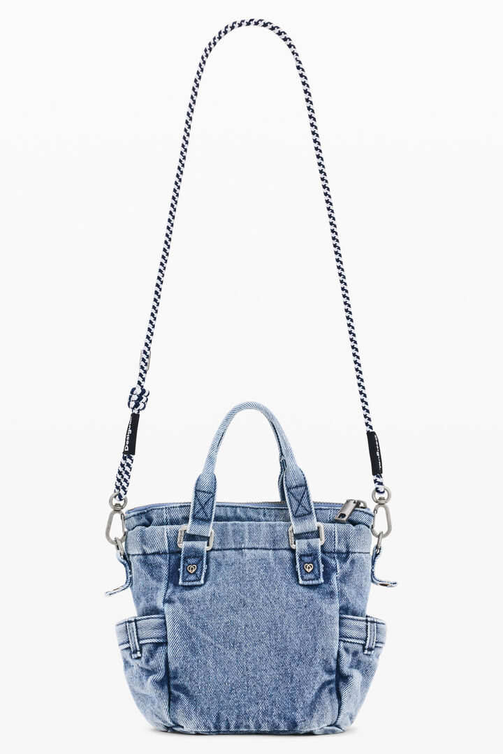 Mini sac bandouli&egrave;re en denim