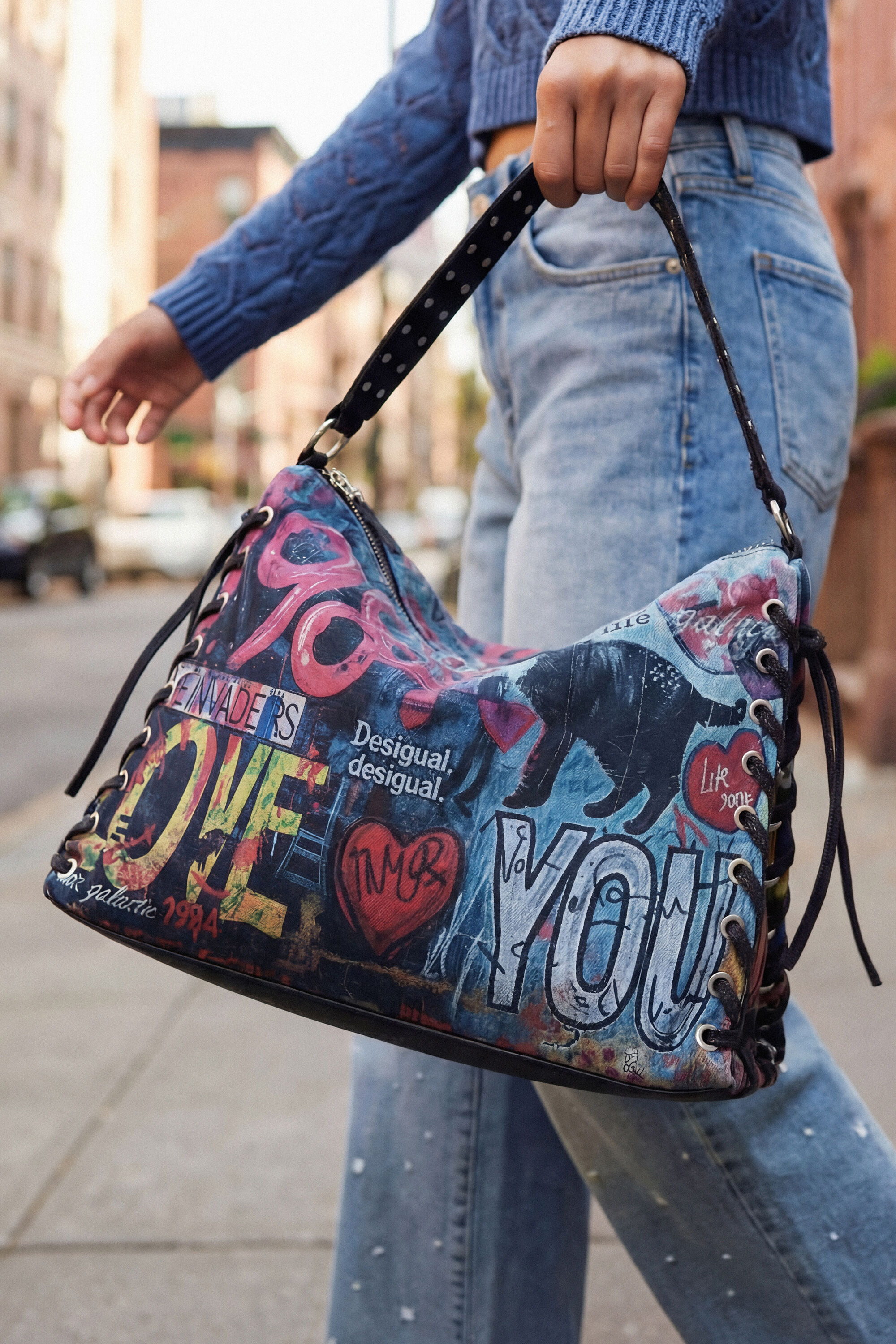 大きなグラフィティバッグ 女性用 I Desigual.com