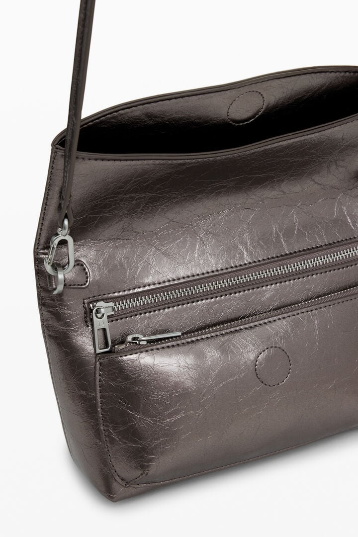 Bolso logo 3D solapa metalizado mediano | Desigual