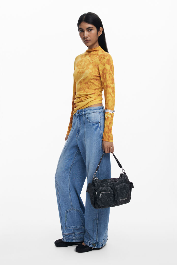 Medium denim multi-pocket embroidered bag | Desigual