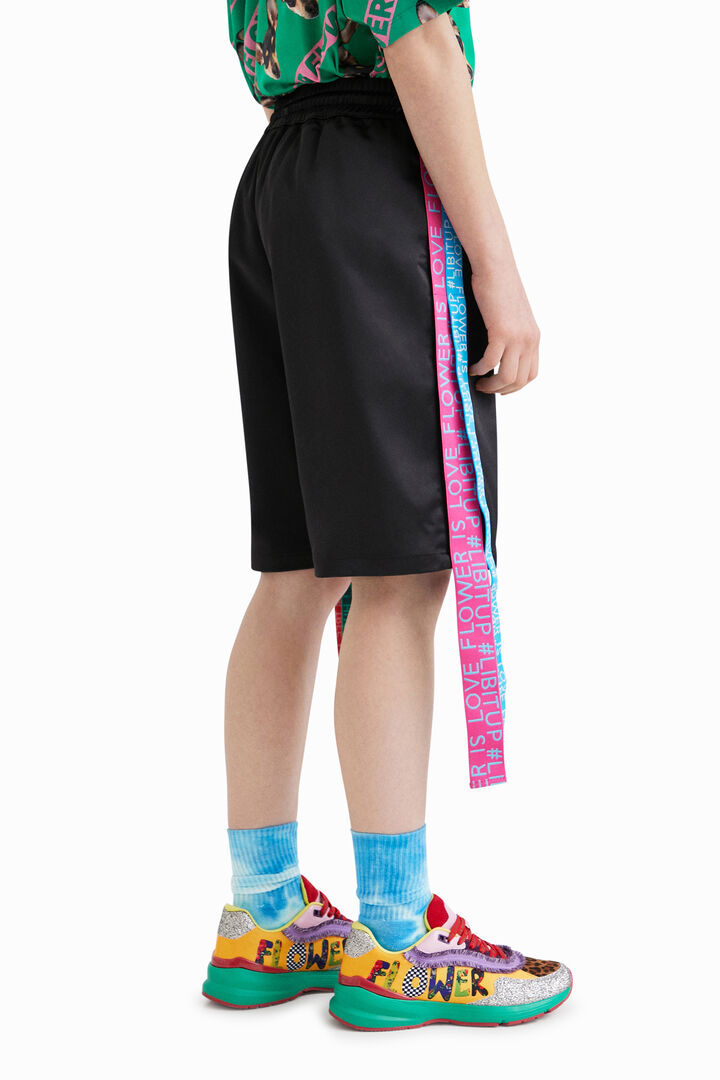 Pantalón corto cintas Johnson Hartig | Desigual