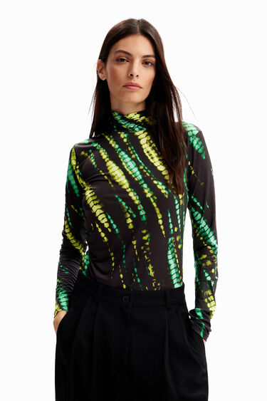 Samarreta slim frunzida tie-dye | Desigual