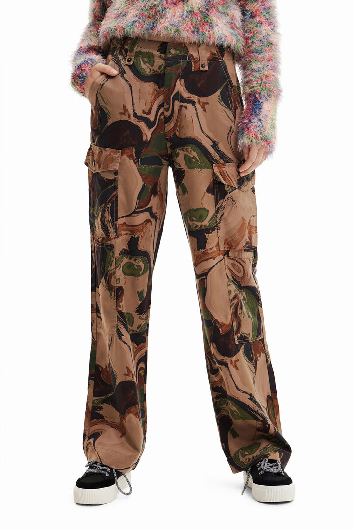 Pantalón cargo camuflaje psicodélico | Desigual
