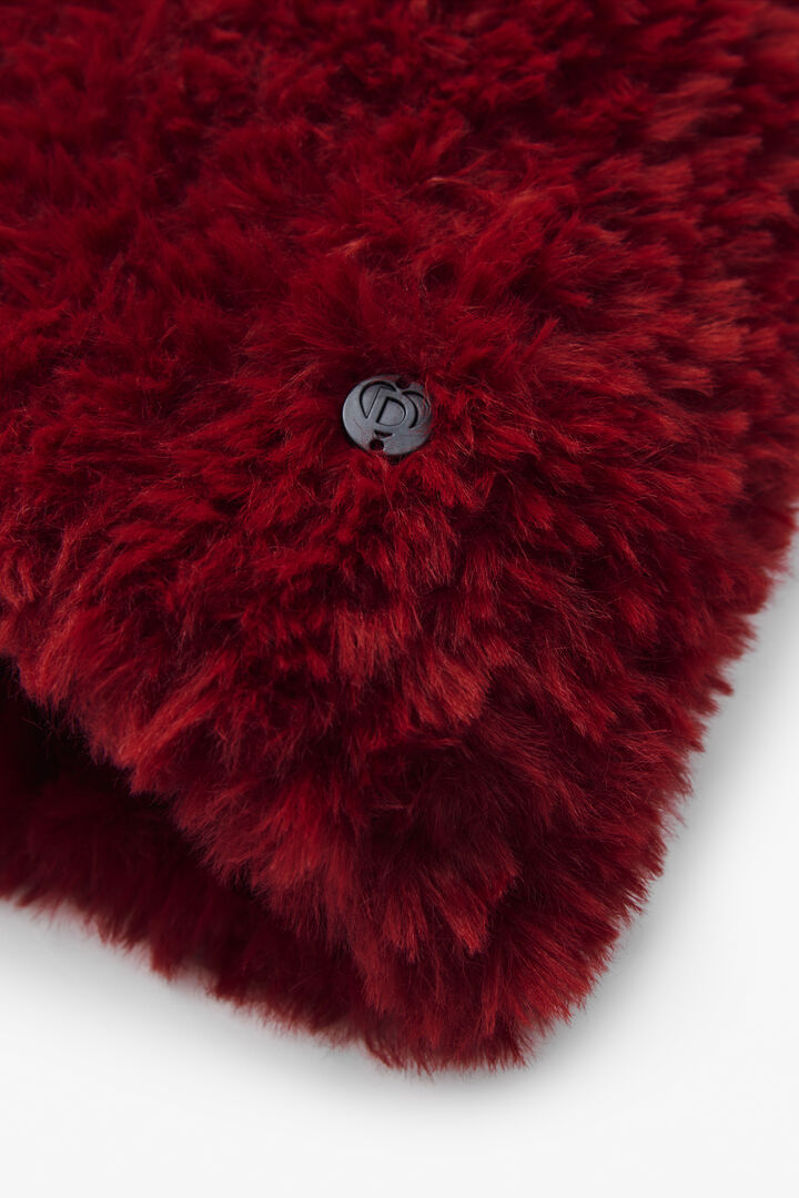 PACK CROP SWEATER AND HAT | Desigual