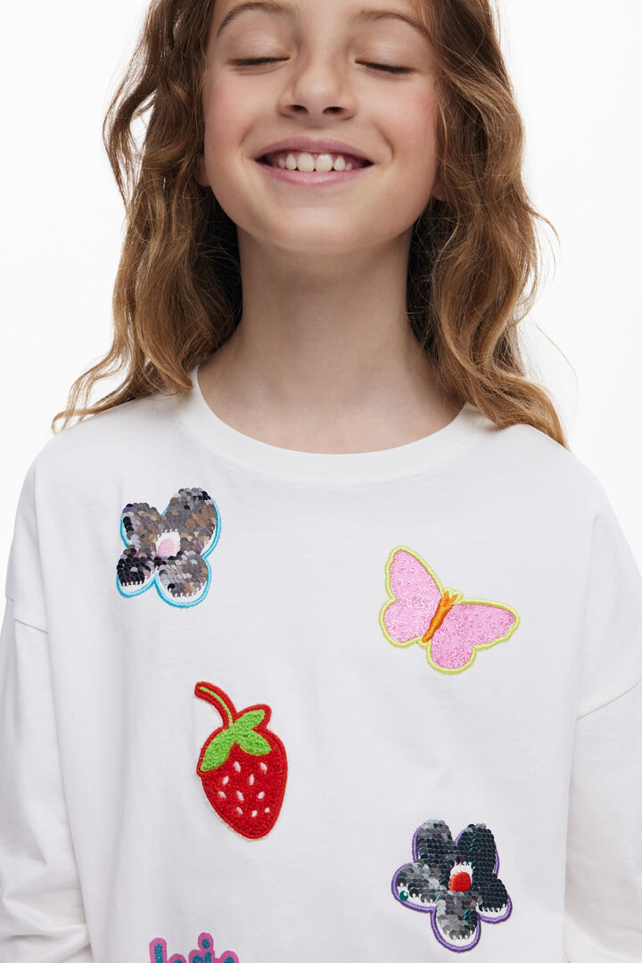 Camiseta apliques formas | Desigual
