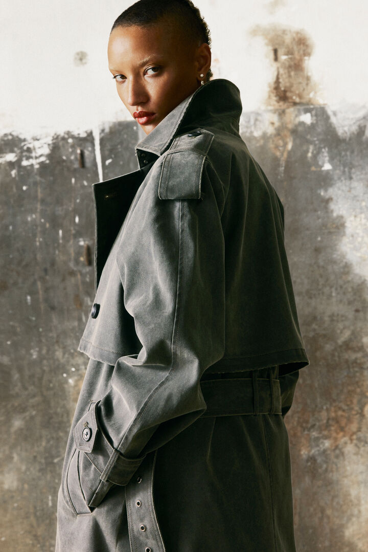 TRENCH COAT EFEITO PELE