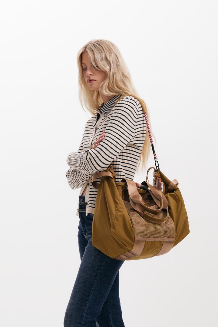 Bolso nylon reversible mediano | Desigual