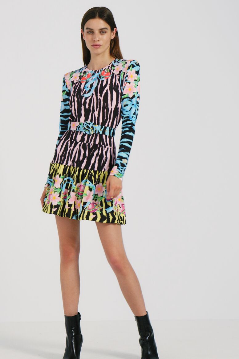 Kurzes Kleid im Slim Fit mit Zebramuster | Desigual.com