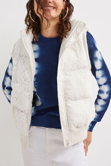 Lace quilted gilet | Desigual