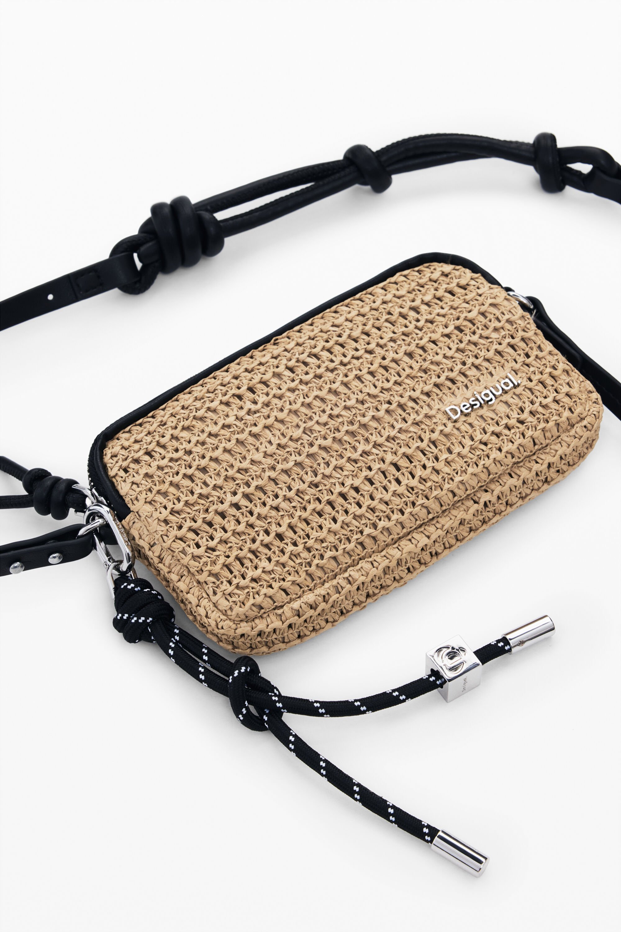 Desigual☆ラフィア風☆合皮ストラップ☆クロスボディバッグ