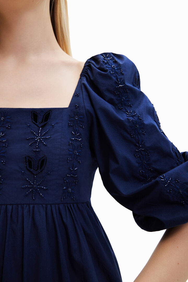 Vyšívané mid šaty | Desigual