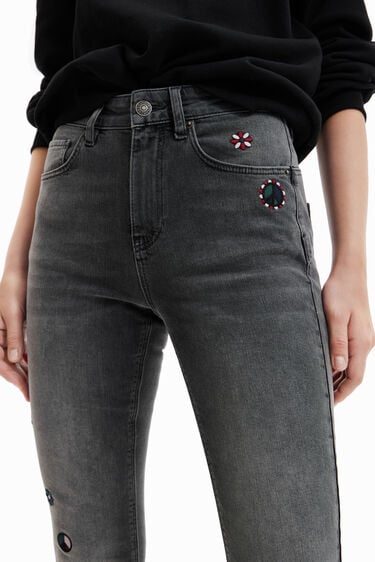 Push-up skinny jeans met borduursels | Desigual