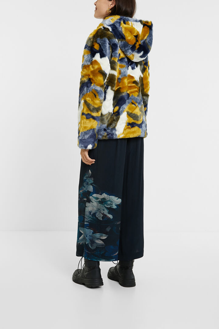 Chaqueta corta peluche | Desigual