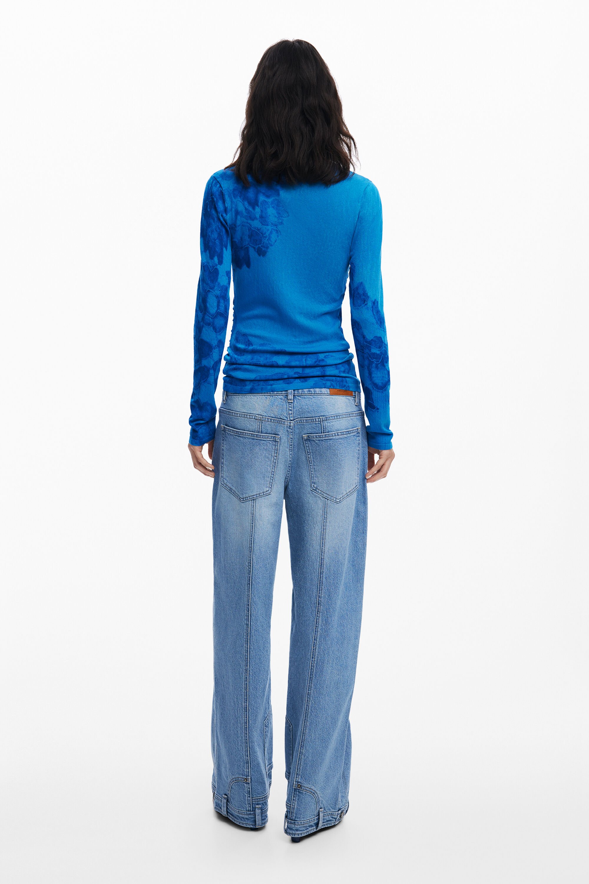 水彩画のような薄手のロングセーター 女性用 I Desigual.com