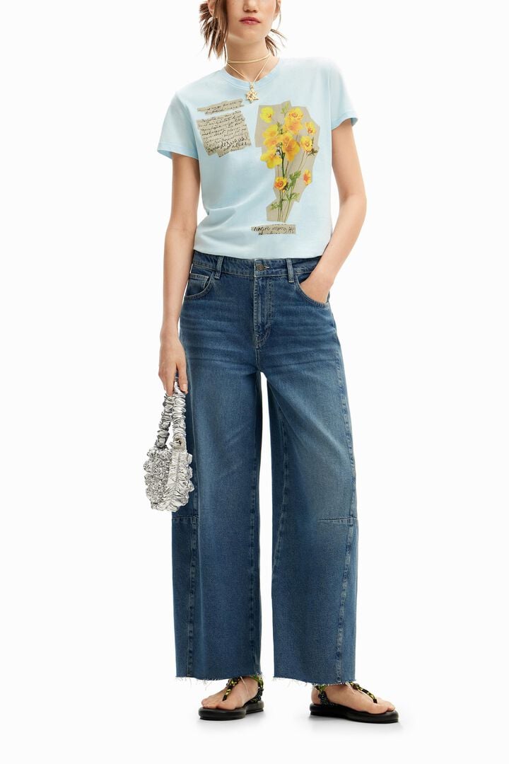 Camiseta parches flores | Desigual