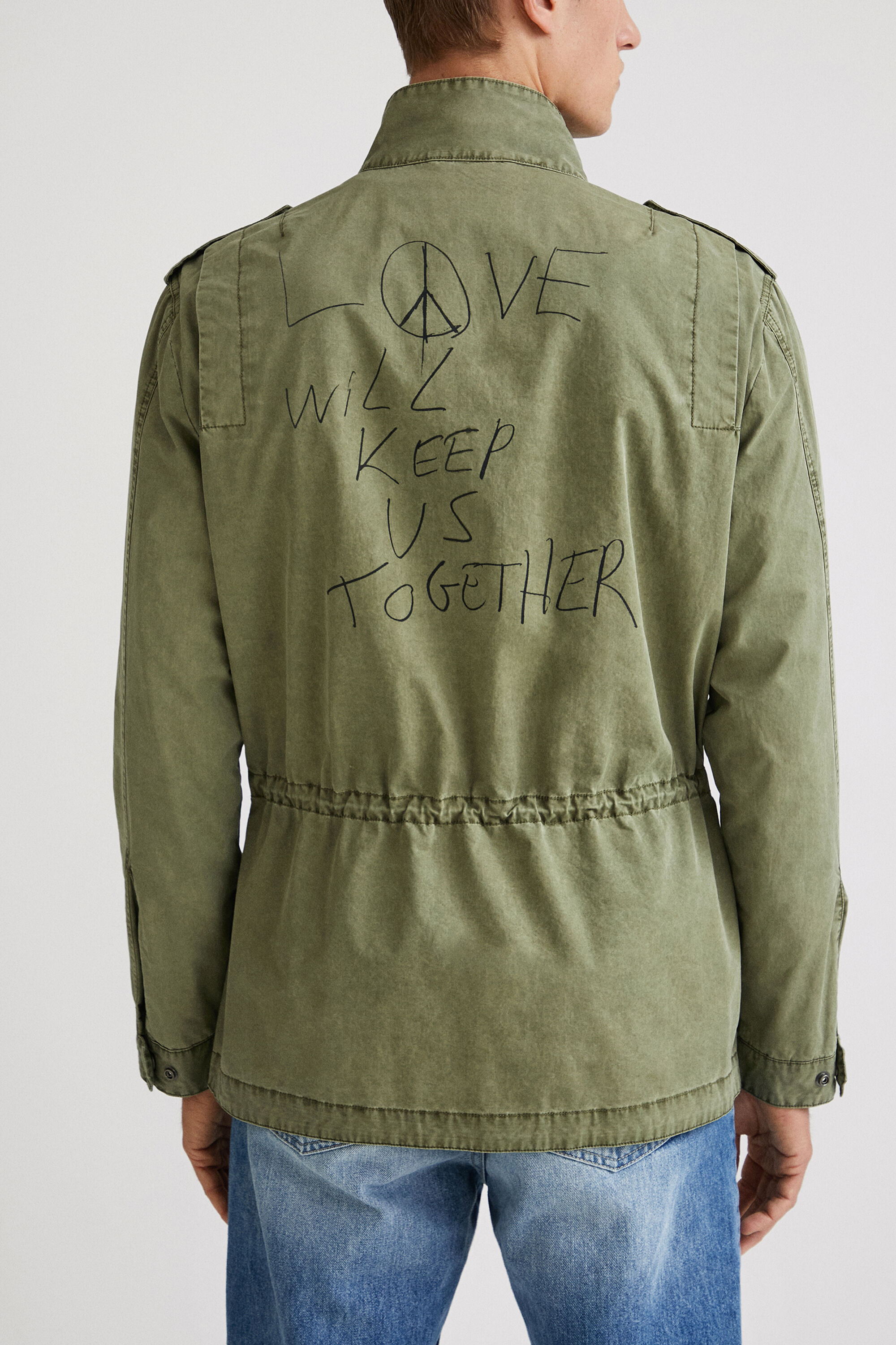 Military parka with pockets