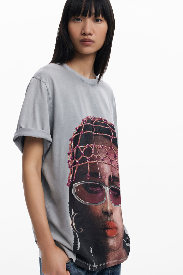 Camiseta manga corta cara | Desigual