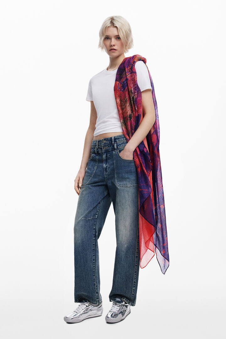 Foulard diseñado por Mr. Christian Lacroix