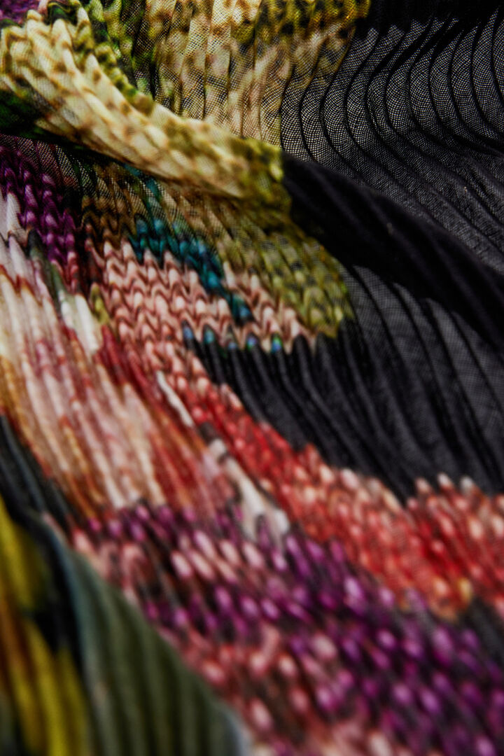 Foulard conçu par Mr. Christian Lacroix | Desigual