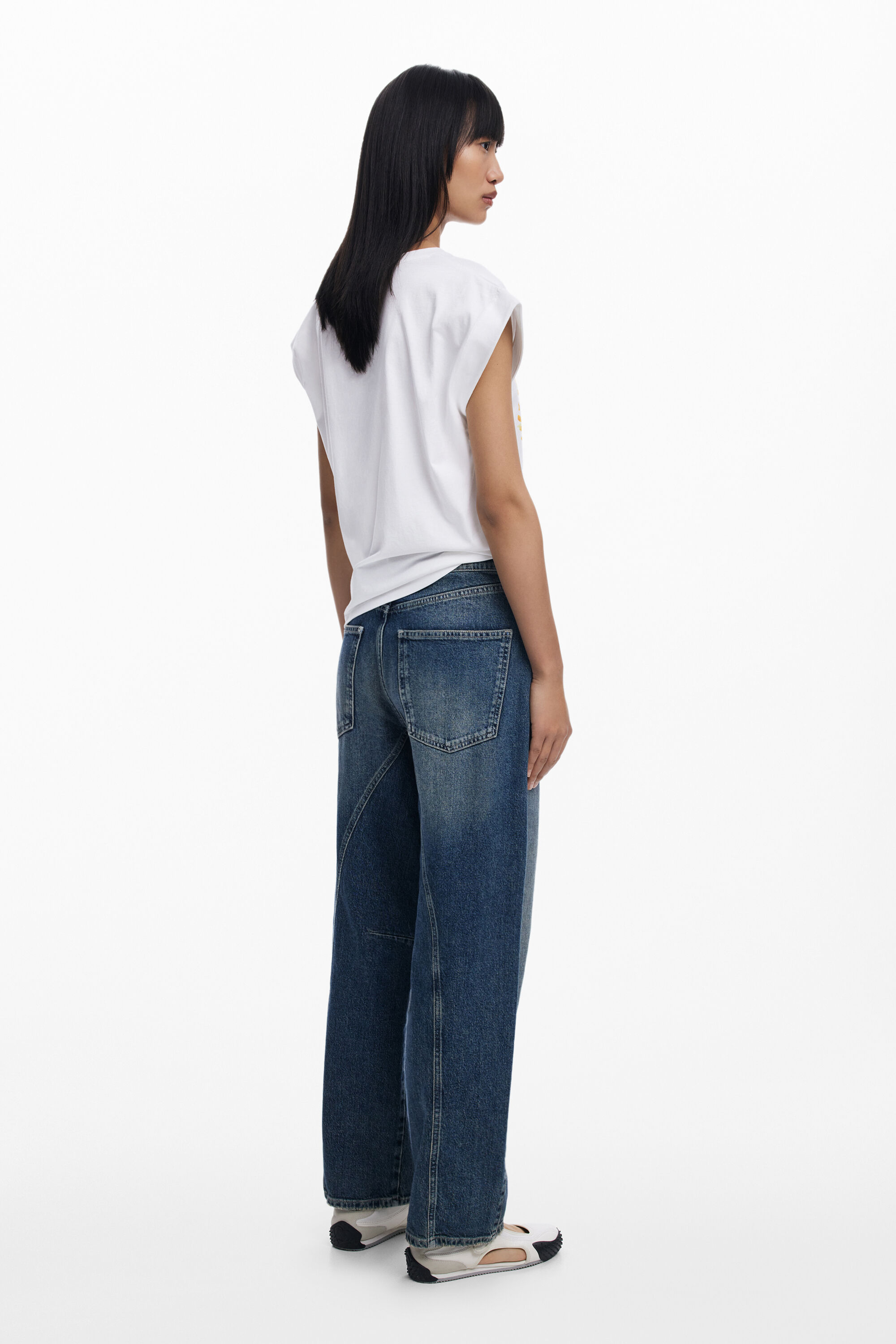Desigual アートスクエアtシャツ In White