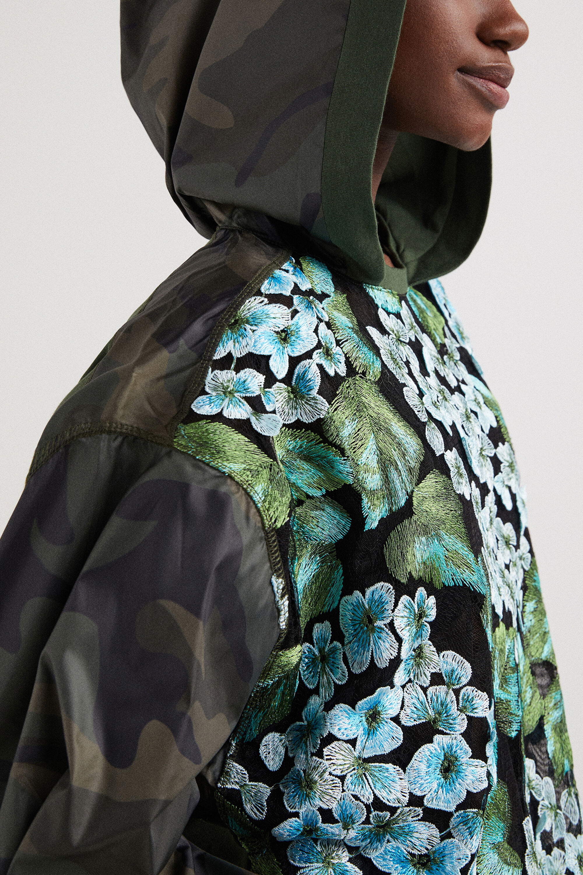 オーバーサイズ 花柄スウェットシャツ