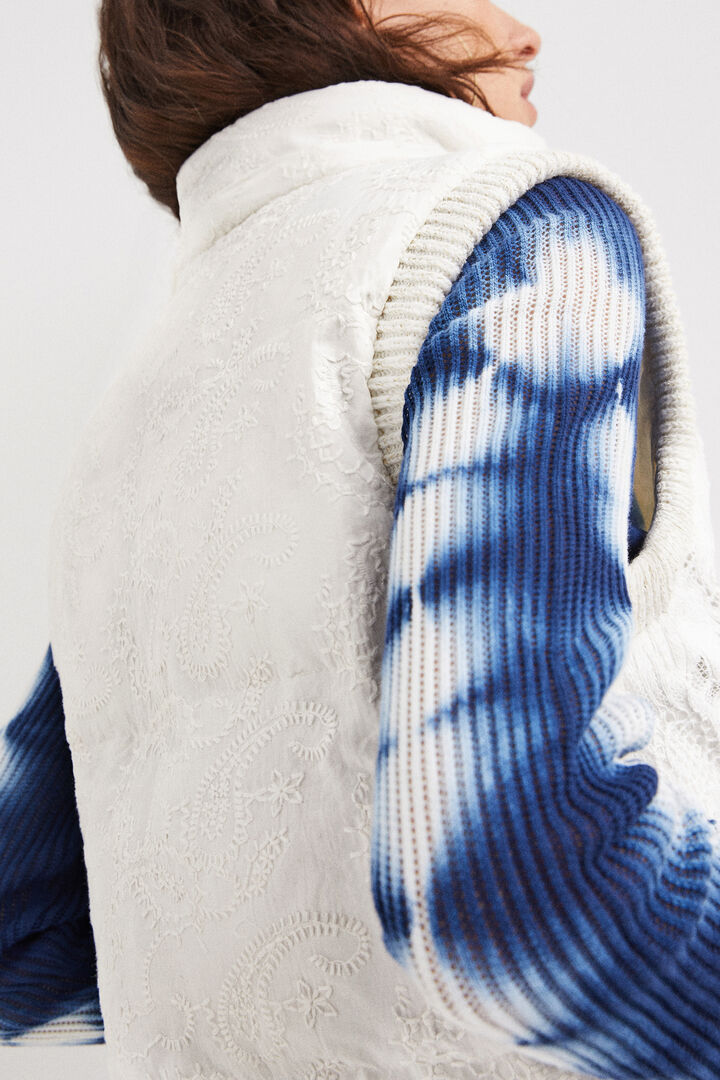 Lace quilted gilet | Desigual