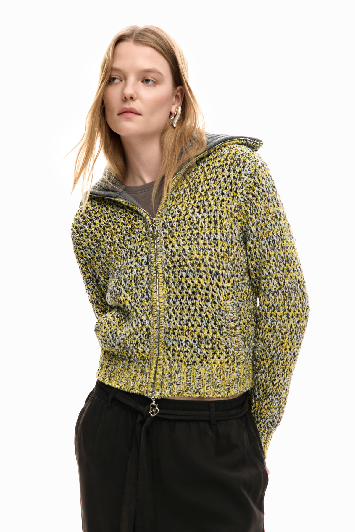 ジッパー付きニットセーター 黒 女性用 I Desigual.com