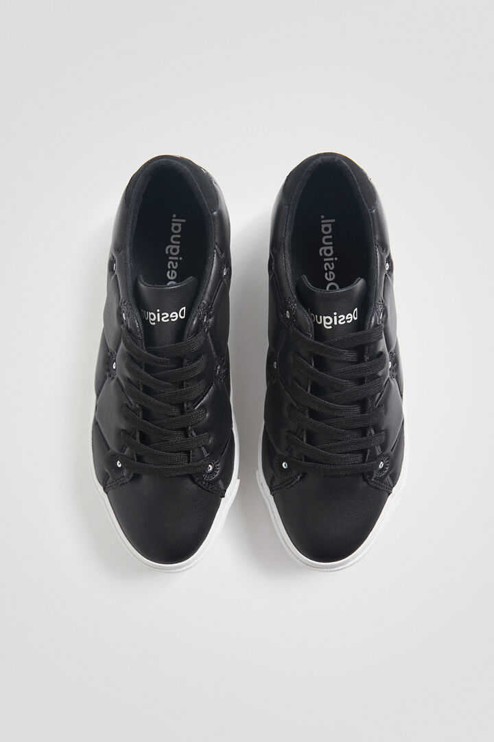 Leather effect sneakers embroidered little sequins | Desigual